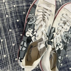 Mens Converse low top  sneakers hand painted Steamboat Willy